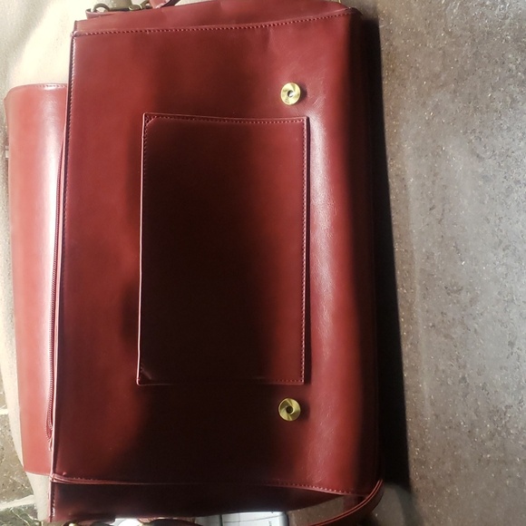 ECOUSUSI Red Faux Leather Briefcase Padded Laptop Shoulder/Crossbody Bag. - Picture 6 of 8